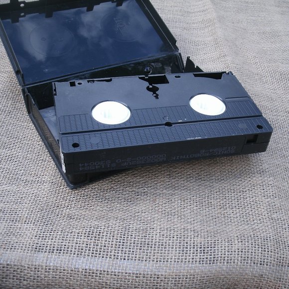 Sonic the Hedgehog Robotnik Express VHS anime tape - Picture 9 of 16